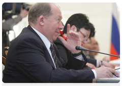 Viktor Kiryanov, Head of the Interior Ministry’s Road Safety Department, at a meeting of the Presidium of the Presidential Council for Priority National Projects and Demographic Policy|23 april, 2010|14:51