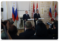 По итогам переговоров Председатель Правительства Российской Федерации В.В.Путин и Федеральный канцлер Австрии В.Файман провели совместную пресс-конференцию|24 апреля, 2010|19:03