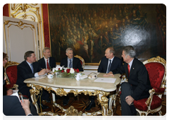 Prime Minister Vladimir Putin meets with the Federal President of the Republic of Austria Heinz Fischer|24 april, 2010|20:26