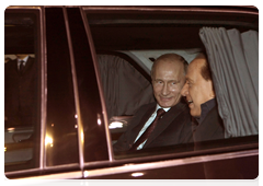 Prime Minister Vladimir Putin arriving in Italy|25 april, 2010|23:43
