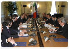 Prime Minister Vladimir Putin  meeting with Italian Prime Minister Silvio Berlusconi|26 april, 2010|16:35