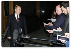 По завершении  переговоров с руководством Украины Председатель Правительства Российской Федерации В.В.Путин ответил на вопросы журналистов