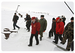 Vladimir Putin tells journalists about his trip to the Franz Josef Land archipelago|29 april, 2010|10:27