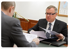 President of VTB Bank Andrei Kostin during a meeting with Prime Minister Vladimir Putin|29 april, 2010|16:48