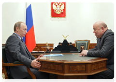 Prime Minister Vladimir Putin meeting with Valery Shantsev, governor of the Nizhny Novgorod Region|29 april, 2010|16:59