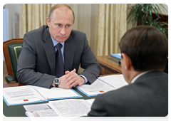 Prime Minister Vladimir Putin and Minister of Transport Igor Levitin|29 april, 2010|18:22