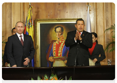 Prime Minister Vladimir Putin and President Chavez of the Bolivarian Republic of Venezuela give a joint news conference following Russian-Venezuelan talks|2 april, 2010|07:18