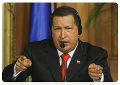 Prime Minister Vladimir Putin and President Chavez of the Bolivarian Republic of Venezuela give a joint news conference following Russian-Venezuelan talks|2 april, 2010|07:20