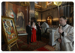 An Easter service at Moscow's Christ the Saviour Cathedral|5 april, 2010|12:52