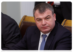 Defence Minister Anatoly Serdyukov at the last in a series of meetings discussing the development of the defence industry|5 april, 2010|17:50