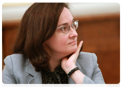 Economic Development Minister Elvira Nabiullina at a meeting on map support for GLONASS|6 april, 2010|20:23