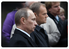 Prime Minister Vladimir Putin and Polish Prime Minister Donald Tusk visiting the Polish section of the Katyn memorial complex|7 april, 2010|17:01