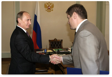 Prime Minister Vladimir Putin meets with Sergei Kostin, chairman of state company Russian Highways (Avtodor)