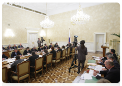 Prime Minister Vladimir Putin during a meeting of the Government Presidium|14 may, 2010|19:50