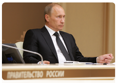 Prime Minister Vladimir Putin conducting a video conference on the Raspadskaya mine accident|17 may, 2010|18:33