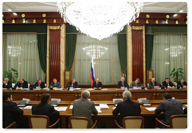 Prime Minister Vladimir Putin meets with leaders of the Russian Union of Industrialists and Entrepreneurs