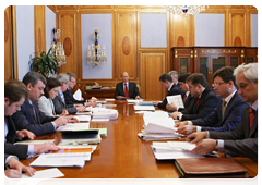 Prime Minister Vladimir Putin holding a meeting on the Investment Fund of the Russian Federation|19 may, 2010|16:20