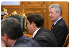 Deputy Prime Minister of the Russian Federation and Chief of the Government Staff Sergei Sobyanin at a meeting to discuss stable financial support for road construction, reconstruction, overhaul, repair and maintenance|19 may, 2010|18:02