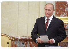 Prime Minister Vladimir Putin chairing a meeting of the Government of the Russian Federation|20 may, 2010|14:52