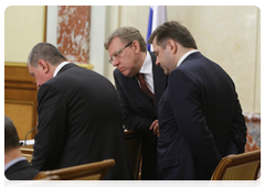 Deputy Prime Minister Igor Sechin, Deputy Prime Minister and Minister of Finance Alexei Kudrin and Minister of Energy Sergei Shmatko at a meeting of the Government of the Russian Federation|20 may, 2010|14:52