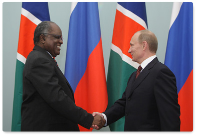 Prime Minister Vladimir Putin meets with Namibian President Hifikepunye Pohamba