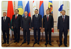 Prime Minister Vladimir Putin attends a meeting of the EurAsEC Interstate Council’s heads of government