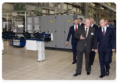 Prime Minister Vladimir Putin toured Izhmash Holding to learn about the company’s product line|25 may, 2010|18:59