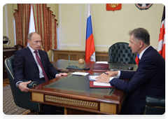 Prime Minister Vladimir Putin meeting with President Alexander Volkov of Udmurtia|25 may, 2010|21:10