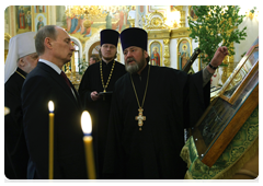 Prime Minister Vladimir Putin visiting St. Michael’s Cathedral in Izhevsk|26 may, 2010|10:04