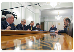 Prime Minister Vladimir Putin chairs a meeting of the Vnesheconombank Supervisory Board|26 may, 2010|16:37