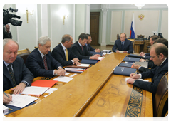 Prime Minister Vladimir Putin chairs a meeting of the Vnesheconombank Supervisory Board|26 may, 2010|16:42