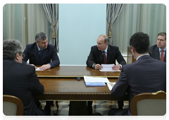 Prime Minister Vladimir Putin meeting with South Ossetian President Eduard Kokoity and Prime Minister Vadim Brovtsev|31 may, 2010|20:22