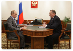 Prime Minister Vladimir Putin meets with Transneft CEO Nikolai Tokarev