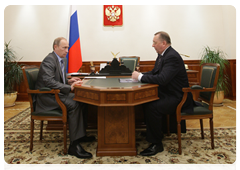 Prime Minister Vladimir Putin meeting with Transneft CEO Nikolai Tokarev|4 may, 2010|12:16