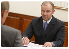 President of the United Shipbuilding Corporation Roman Trotsenko meeting with Prime Minister Vladimir Putin|4 may, 2010|13:10