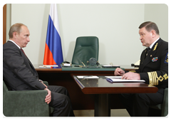 Russian Prime Minister Vladimir Putin holding a meeting with Alexander Davydenko, Head of Federal Agency for Sea and Inland Water Transport|6 may, 2010|11:37