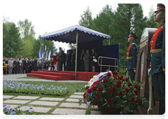 Prime Minister Vladimir Putin during the foundation stone ceremony for the We Fought Together Against Nazism monument on Poklonnaya Hill, Moscow|8 may, 2010|19:40