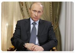 Председатель Правительства Российской Федерации В.В.Путин дал интервью создателям документального фильма «Урок истории»|9 мая, 2010|12:26