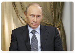 Председатель Правительства Российской Федерации В.В.Путин дал интервью создателям документального фильма «Урок истории»|9 мая, 2010|12:41