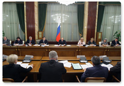 Prime Minister Vladimir Putin meets with representatives of the Federation of Independent Trade Unions of Russia