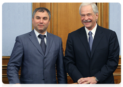 Chairman of United Russia’s Supreme Council Boris Gryzlov and Vyacheslav Volodin, Secretary of the Presidium of United Russia’s General Council, before the meeting with Prime Minister Vladimir Putin|1 june, 2010|19:11