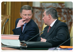 Deputy Prime Minister of the Russian Federation Sergei Ivanov and Deputy Prime Minister of the Russian Federation Igor Sechin at a meeting of the Russian Government|10 june, 2010|15:05