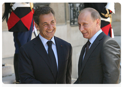 Prime Minister Vladimir Putin meeting with French president Nicolas Sarkozy|11 june, 2010|16:51