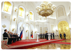 Prime Minister Vladimir Putin at a gala event devoted to Russia Day|12 june, 2010|13:46