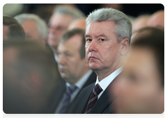 Prime Minister Vladimir Putin and Sergei Sobyanin, chief of staff of the presidential administration, at a gala event devoted to Russia Day|12 june, 2010|13:46