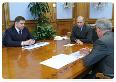 Prime Minister Vladimir Putin at a working meeting with Regional Development Minister Viktor Basargin and Energy Minister Sergei Shmatko|14 june, 2010|14:00