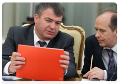 Defence Minister Anatoly Serdyukov and Chairman of the National Anti-Terrorism Committee Alexander Bortnikov|16 june, 2010|20:10