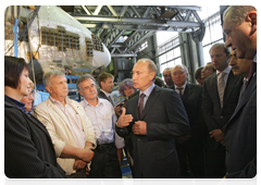 Prime Minister Vladimir Putin visiting the Central Aerohydrodynamic Institute (TsAGI) in Zhukovsky near Moscow|17 june, 2010|14:52