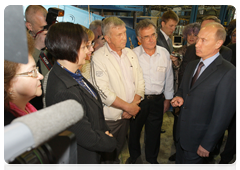 Prime Minister Vladimir Putin visiting the Central Aerohydrodynamic Institute (TsAGI) in Zhukovsky near Moscow|17 june, 2010|14:56