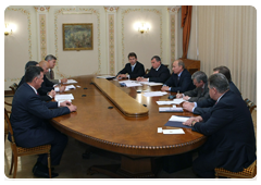 Prime Minister Vladimir Putin meeting with Chevron Chairman and CEO John Watson|17 june, 2010|17:38